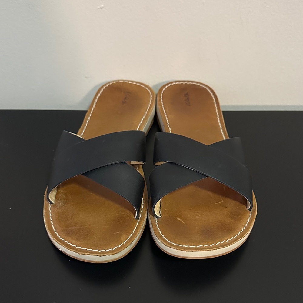 OluKai Black and Tan Women's Sandals
